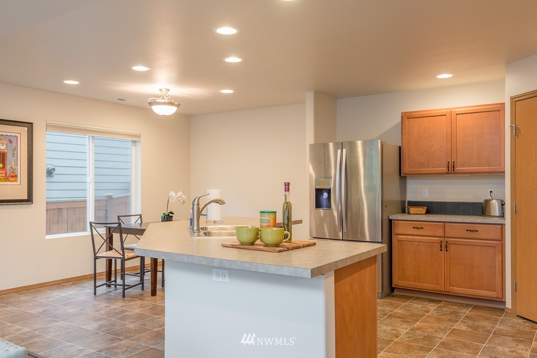 24102 185th Loop Southeast Covington, WA 98042 - Photo 5 of 24 Gallery Image 5