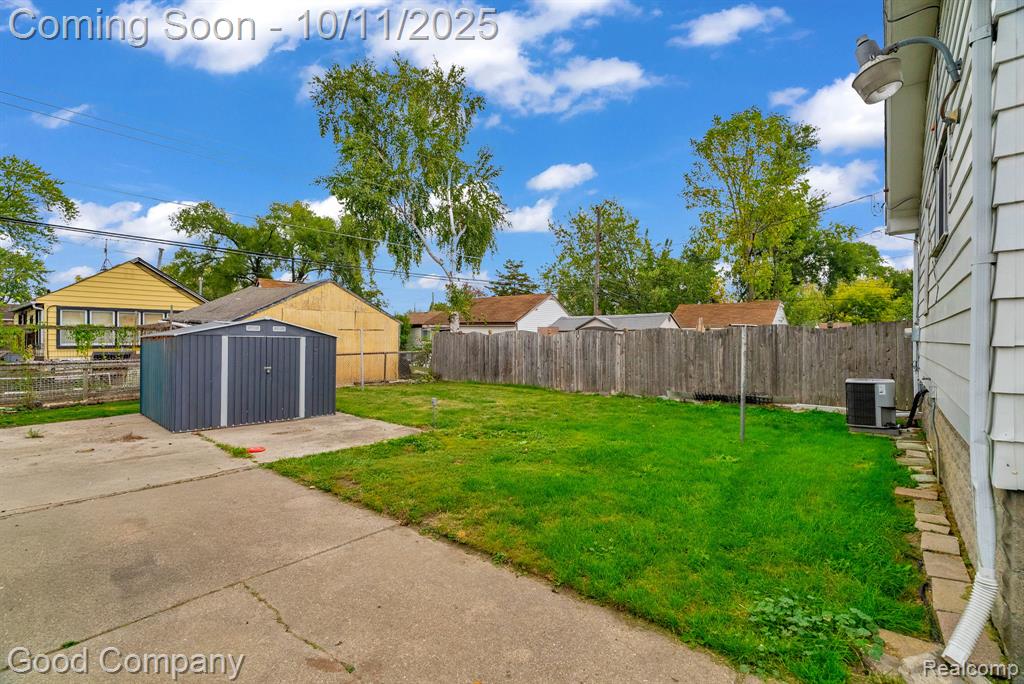 8459 Timken Avenue Warren, MI 48089 - Photo 27 of 28
