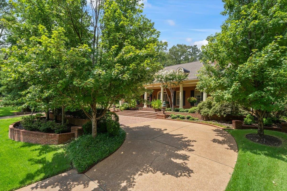 595 River View Road Memphis, TN 38120 - Photo 3 of 38 Gallery Image 3