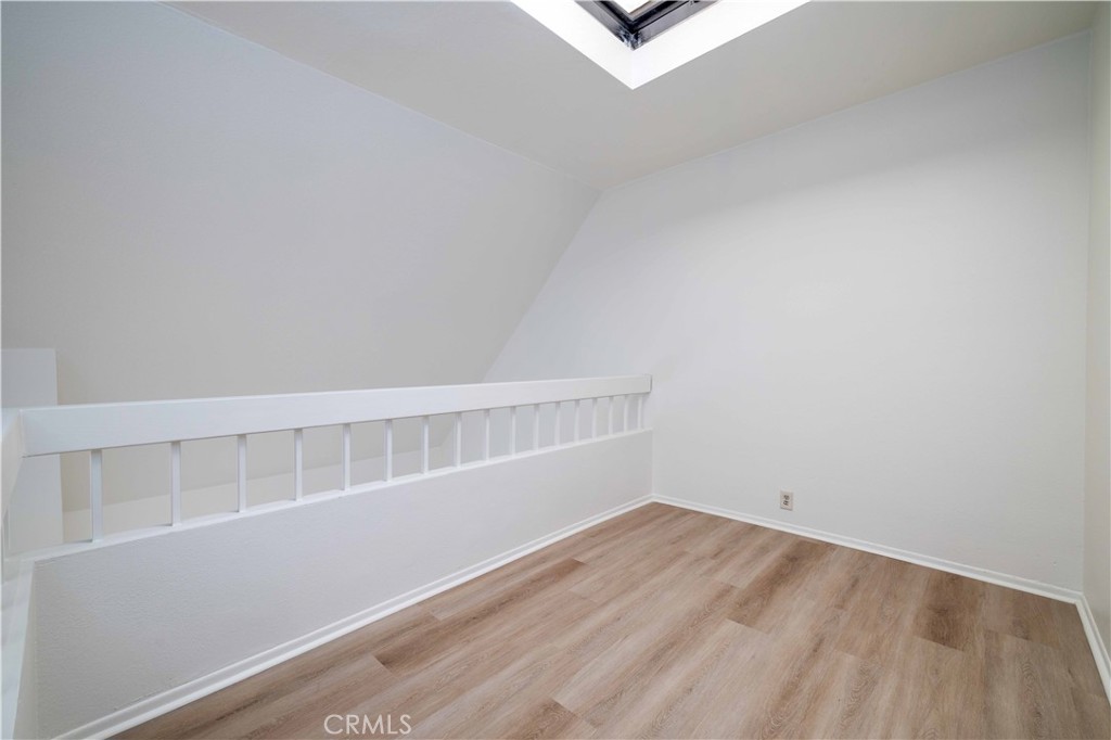730 West 4th Street, Unit 413 Long Beach, CA 90802 - Photo 14 of 16 a view of an empty room