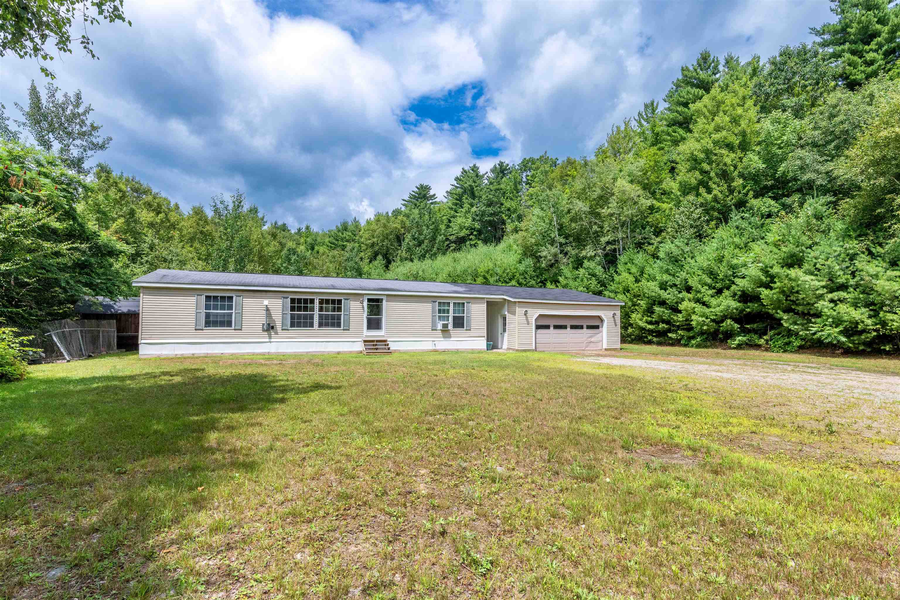 2528 Lime Kiln Road Haverhill, NH 03774 - Photo 2 of 28
