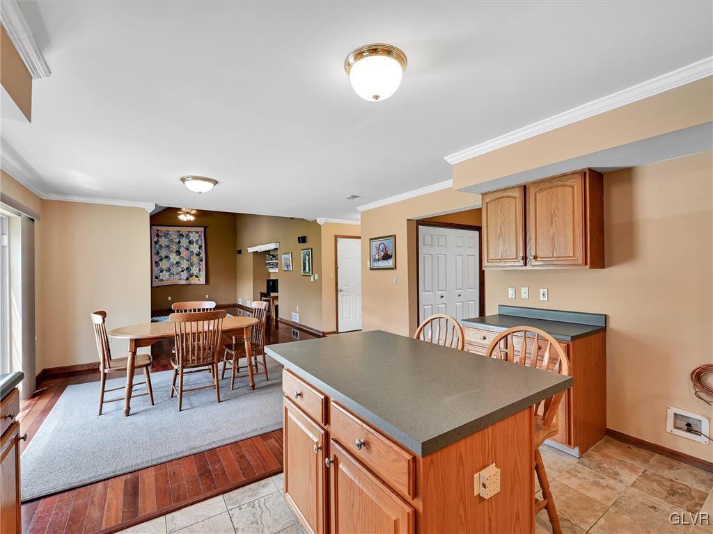 82 Werley Road Allentown, PA 18104 - Photo 13 of 41 Breakfast area