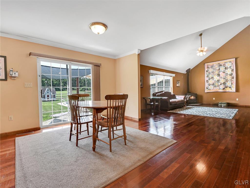 82 Werley Road Allentown, PA 18104 - Photo 14 of 41 Breakfast area