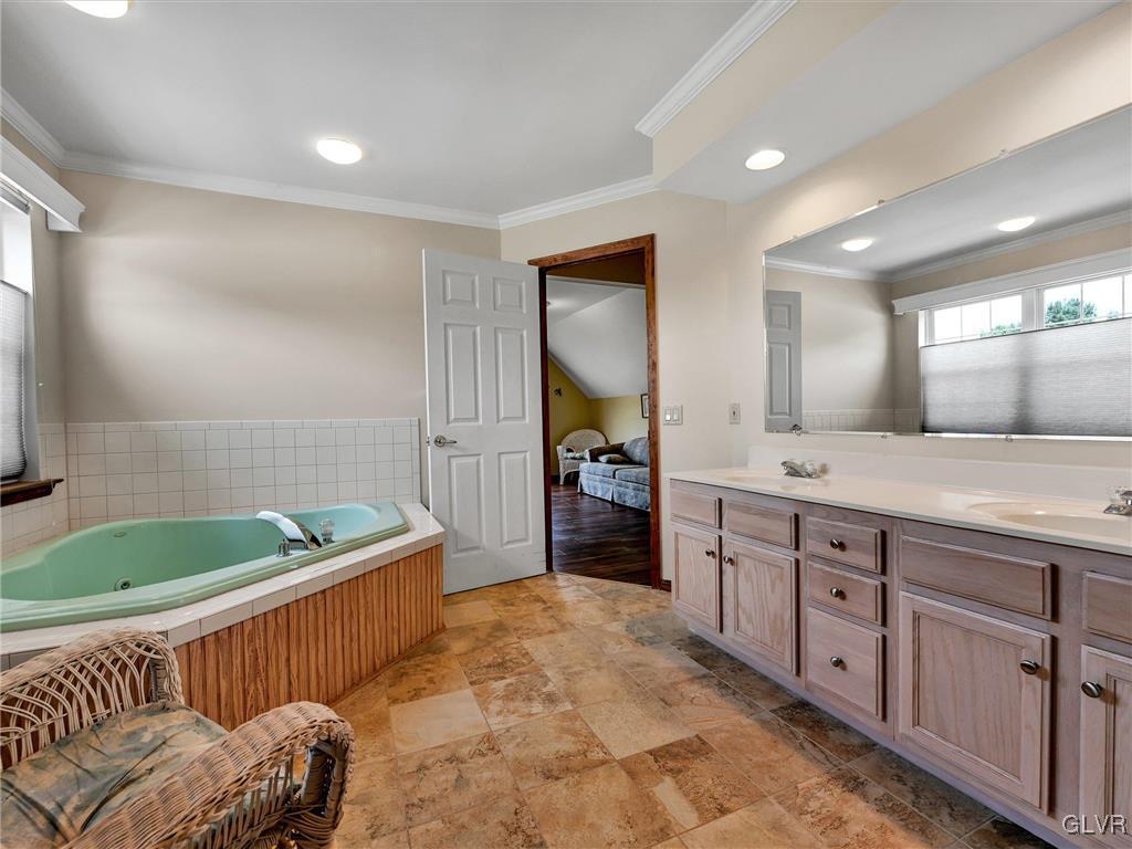 82 Werley Road Allentown, PA 18104 - Photo 22 of 41 Master bathroom