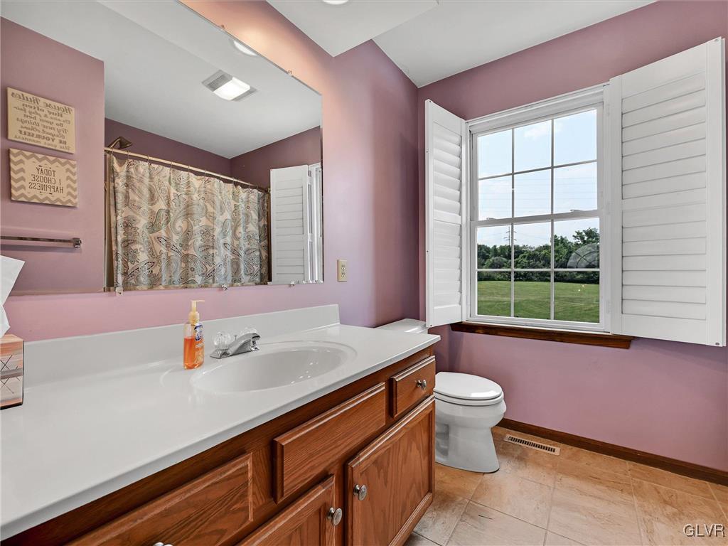 82 Werley Road Allentown, PA 18104 - Photo 27 of 41 Hall full bath