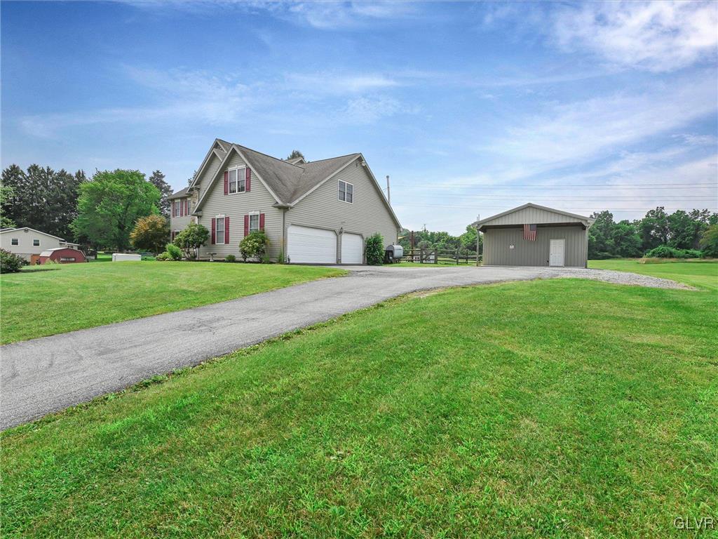 82 Werley Road Allentown, PA 18104 - Photo 4 of 41 Gallery Image 4
