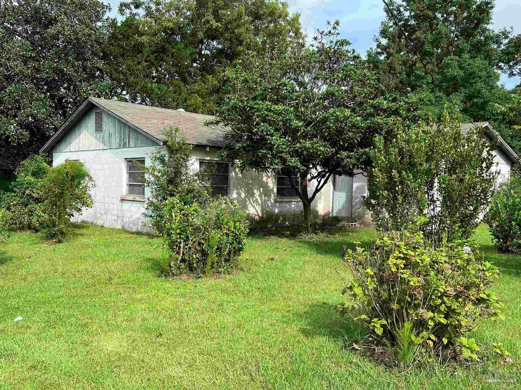 136 Short Street Atmore, AL 36502 - Photo 6 of 14 Gallery Image 6