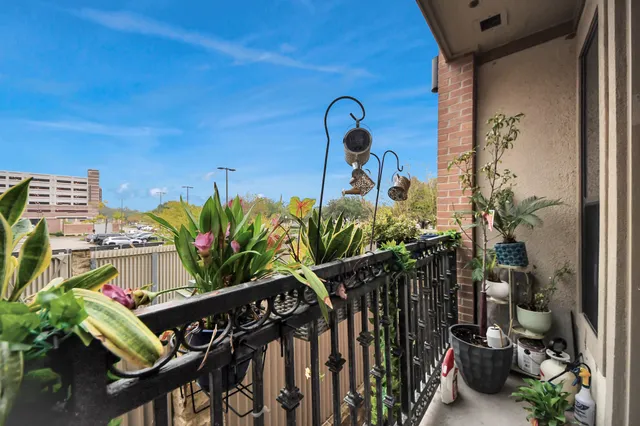$334,900 | 2299 Lone Star Drive, Unit 237, Sugar Land, TX 77479