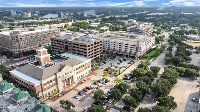 a picture of city view