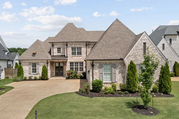 $744,000 | 1350 Belfair Drive, Collierville, TN 38017