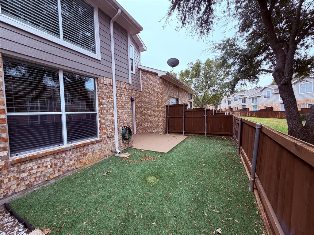 3109 Bonsai Drive Plano, TX 75093 - Photo 23 of 25 a view of a backyard with a large tree