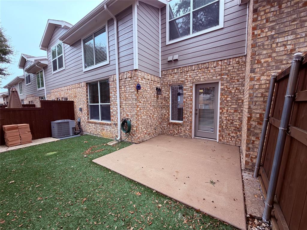 3109 Bonsai Drive Plano, TX 75093 - Photo 24 of 25 front view of a house with a yard