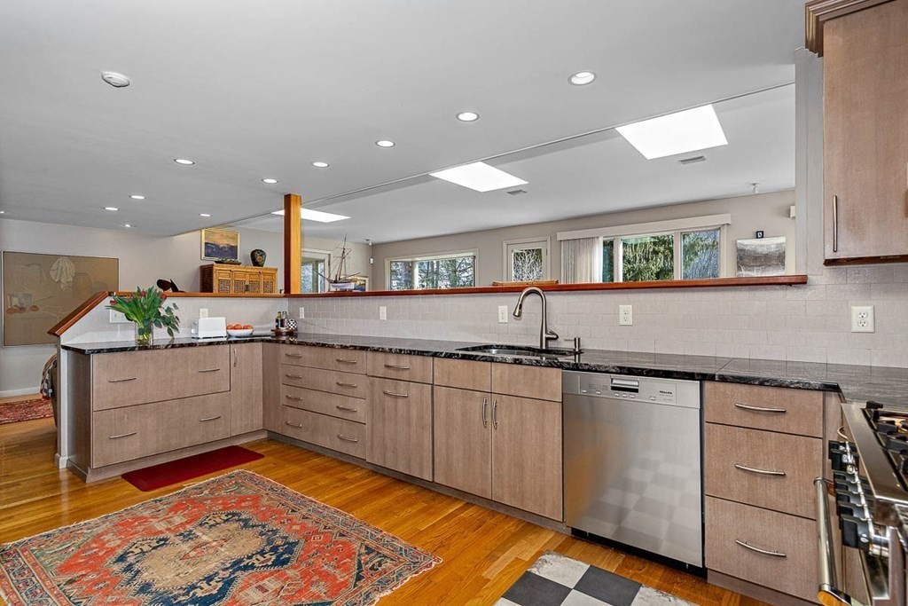 1702 Lowell Road Concord, MA 01742 - Photo 12 of 28