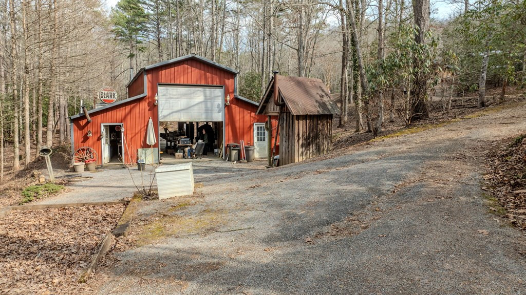 2130 Hedden Road Murphy, NC 28906 - Photo 9 of 53