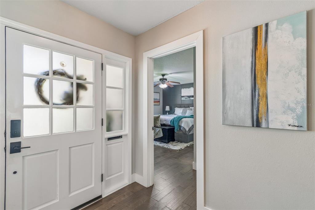 4528 West Woodmere Road Tampa, FL 33609 - Photo 12 of 100