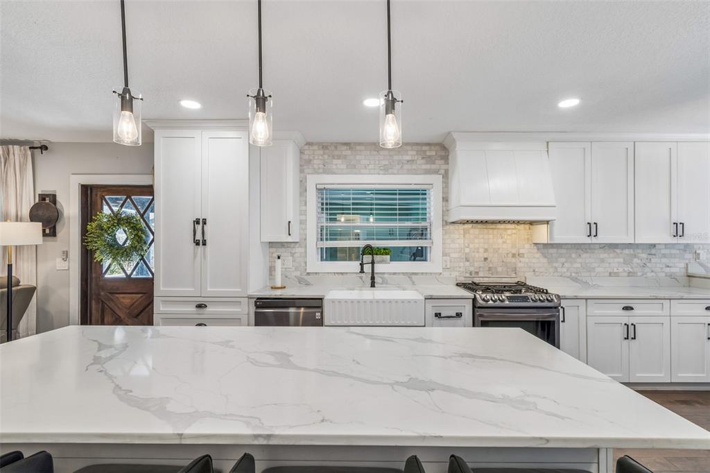 4528 West Woodmere Road Tampa, FL 33609 - Photo 41 of 100