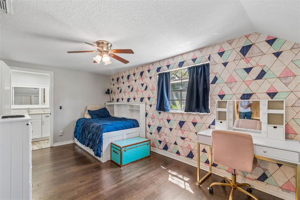 4528 West Woodmere Road Tampa, FL 33609 - Photo 55 of 100