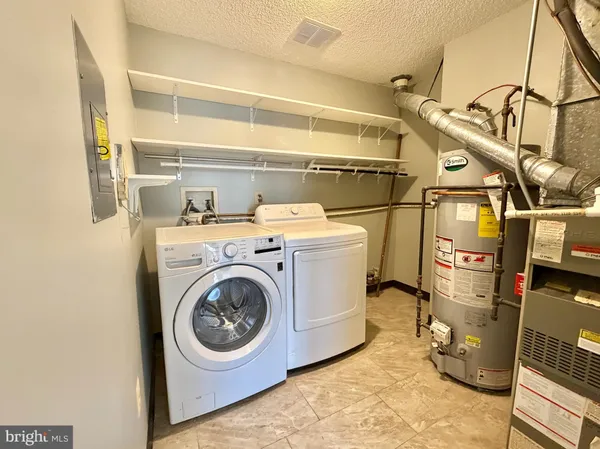$2,350 | 44 Cheverny Court, Trenton, NJ 08619