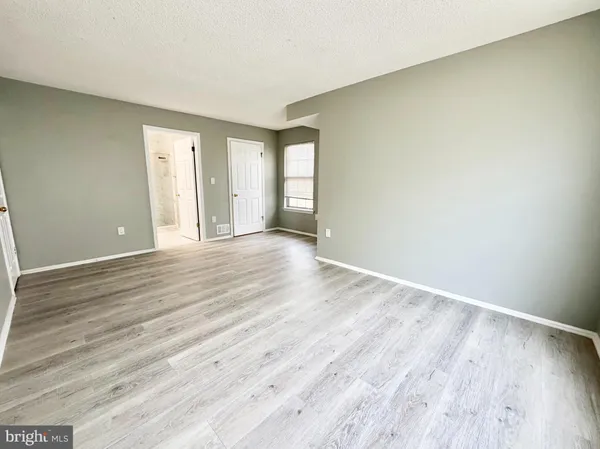 $2,350 | 44 Cheverny Court, Trenton, NJ 08619