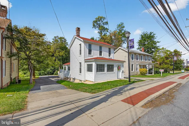 $389,000 | 426 Main Street, Reisterstown, MD 21136