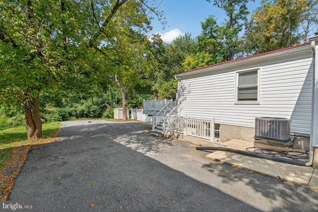 $389,000 | 426 Main Street, Reisterstown, MD 21136