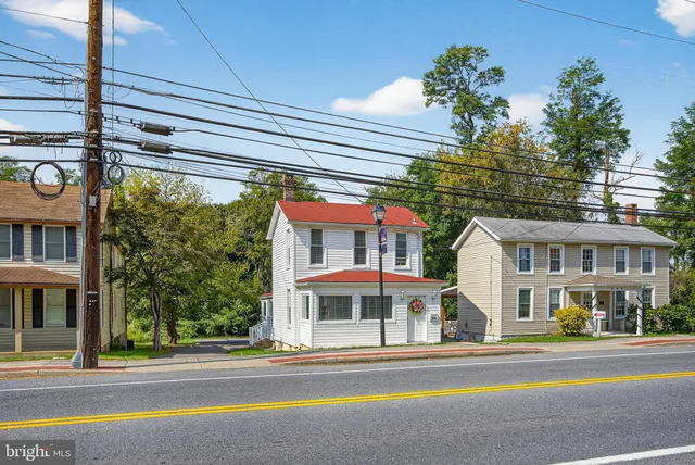 $389,000 | 426 Main Street, Reisterstown, MD 21136