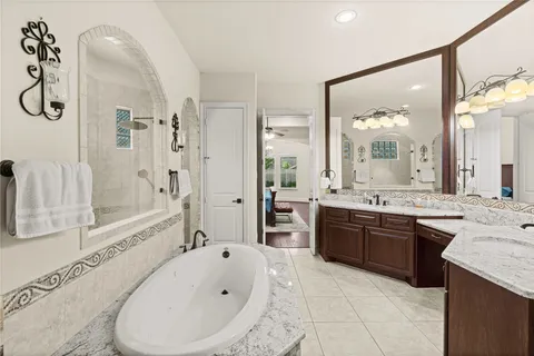 $2,395,000 | 11729 Joan Of Arc Drive, Houston, TX 77024