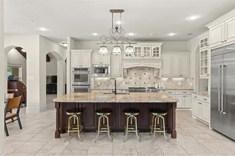 $2,395,000 | 11729 Joan Of Arc Drive, Houston, TX 77024