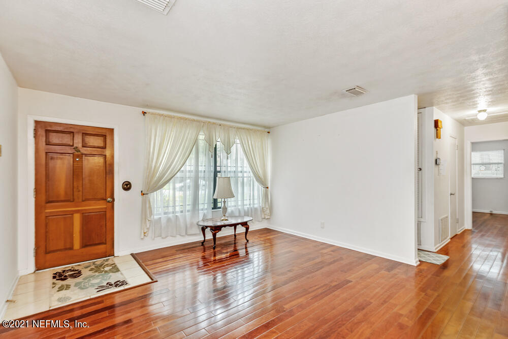 4031 Pelican Rd