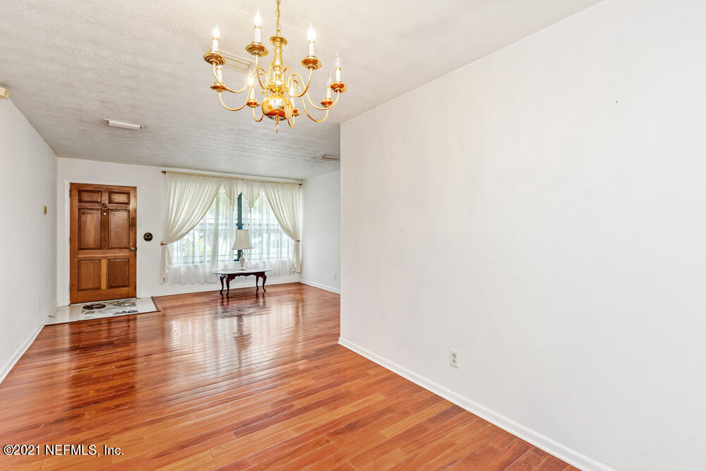 4031 Pelican Rd