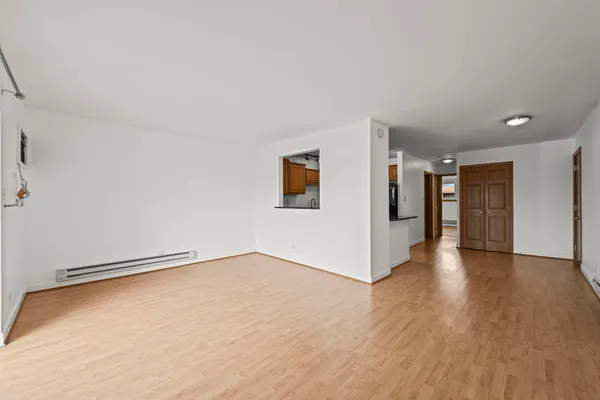 $1,750 | 1348 Geneva Drive, Unit 3A, Palatine, IL 60074