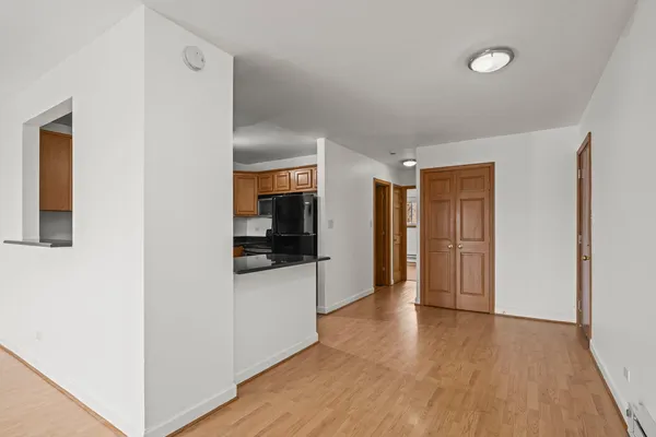 $1,750 | 1348 Geneva Drive, Unit 3A, Palatine, IL 60074