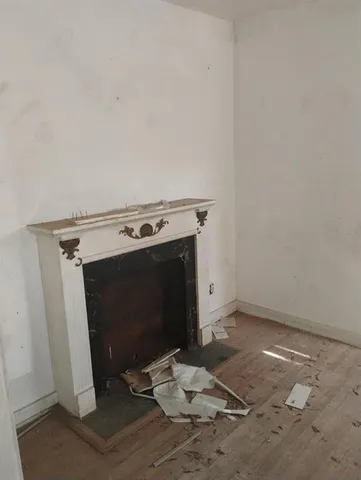 a view of utility room