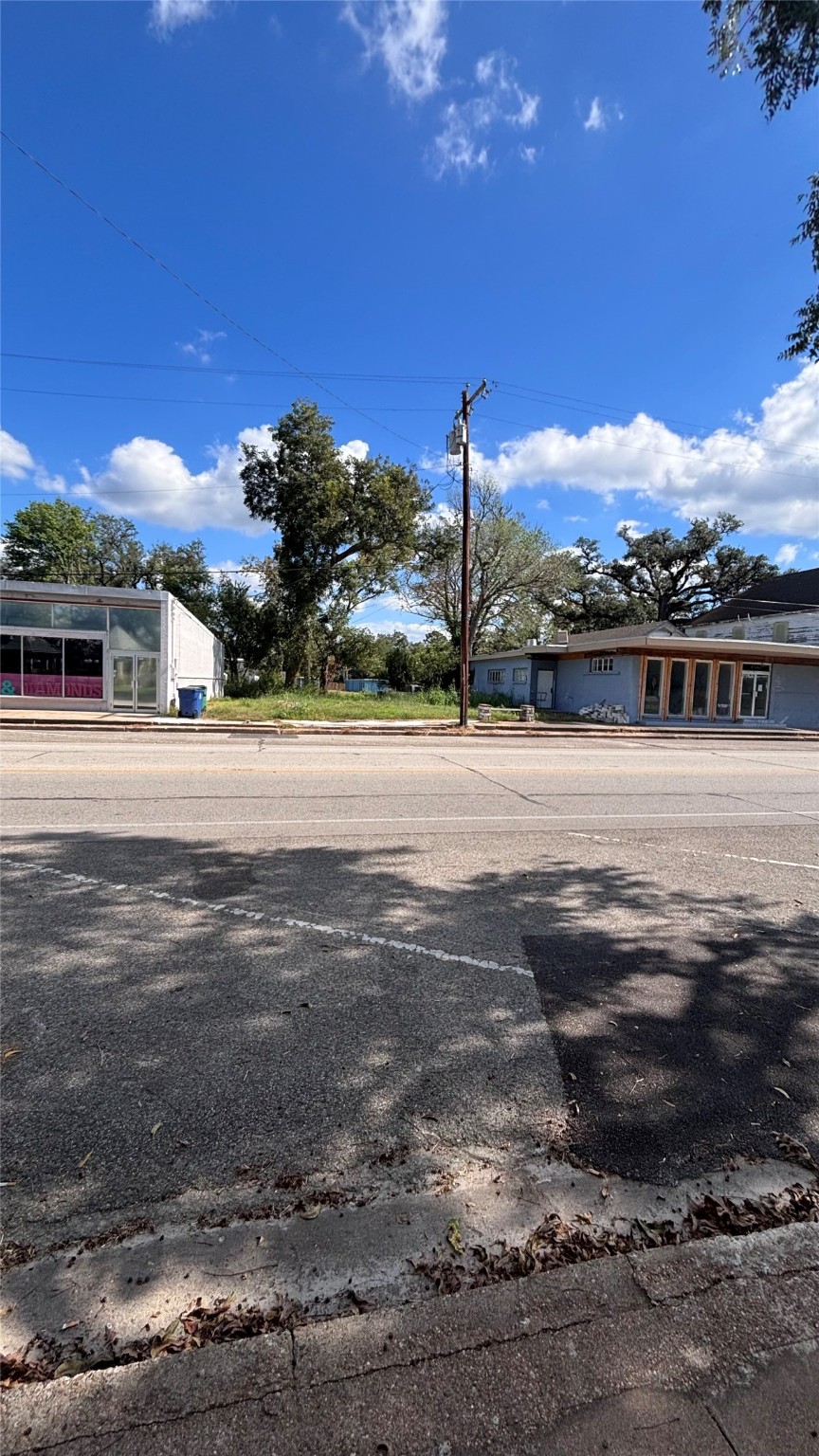 Tbd South Main Street Sweeny, TX 77480 - Photo 3 of 8 a view of a lake