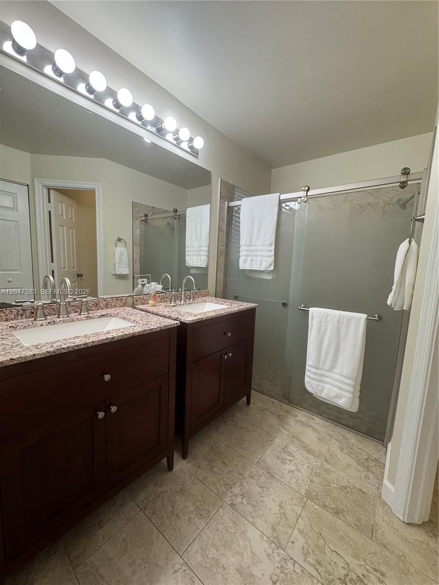 4152 Pine Ridge Lane Weston, FL 33331 - Photo 13 of 42