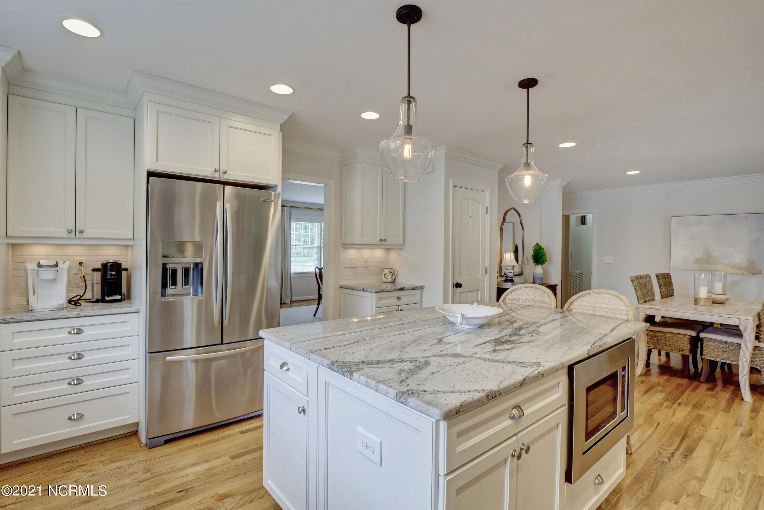 1819 Hawthorne Road Wilmington, NC 28403 - Photo 11 of 32 _JA17743_4_5_6_7_8_9