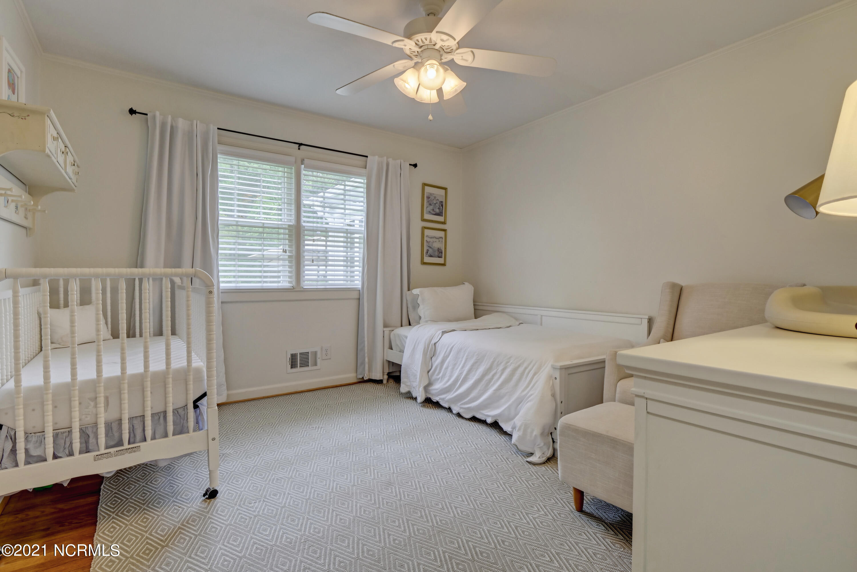 1819 Hawthorne Road Wilmington, NC 28403 - Photo 20 of 32 _JA17813_4_5_6_7_8_9