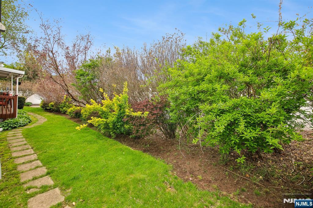 82 Seminary Street Bergenfield, NJ 07621 - Photo 28 of 29