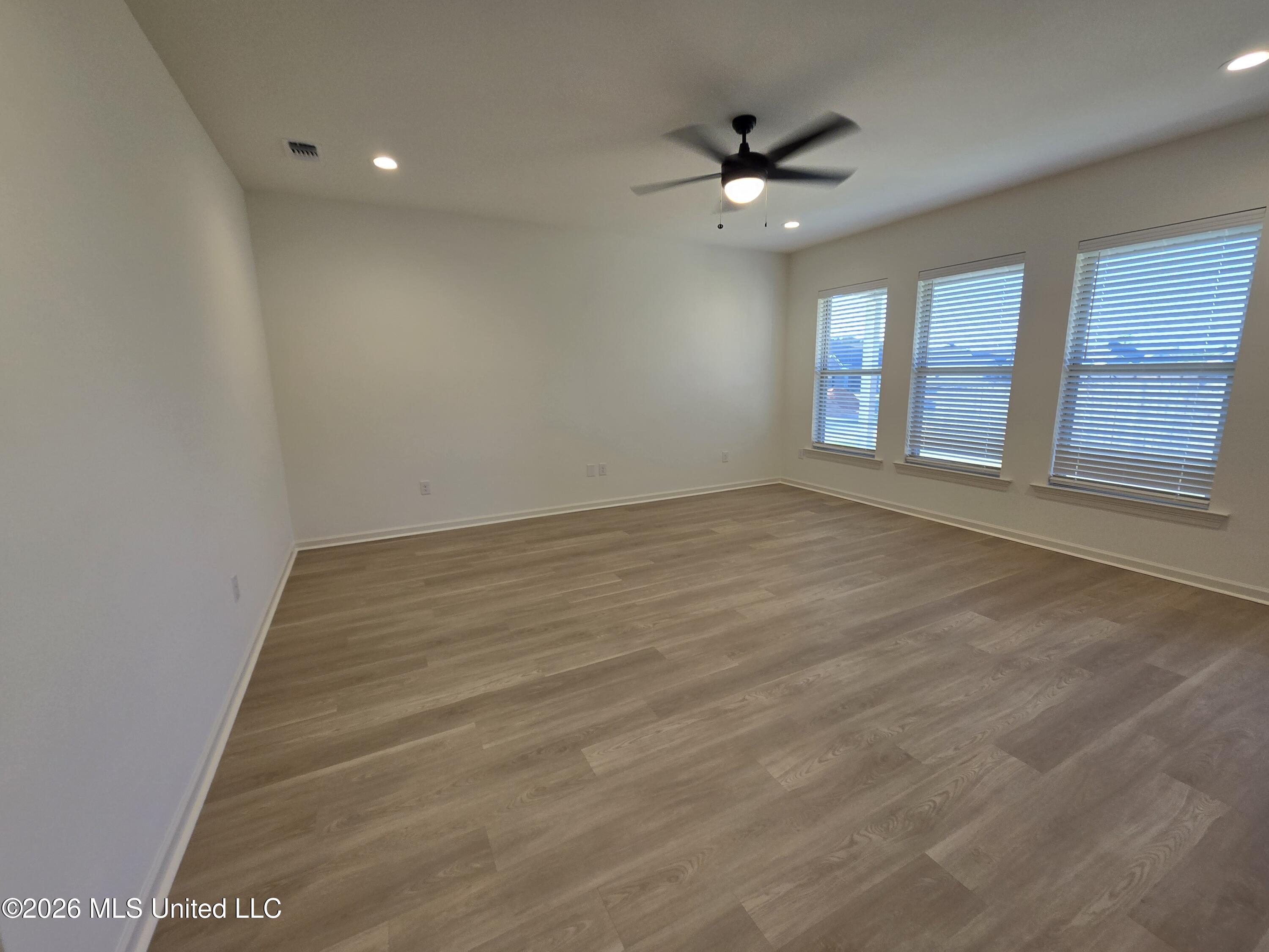15395 Percy Street Gulfport, MS 39503 - Photo 15 of 26 20260319_174743