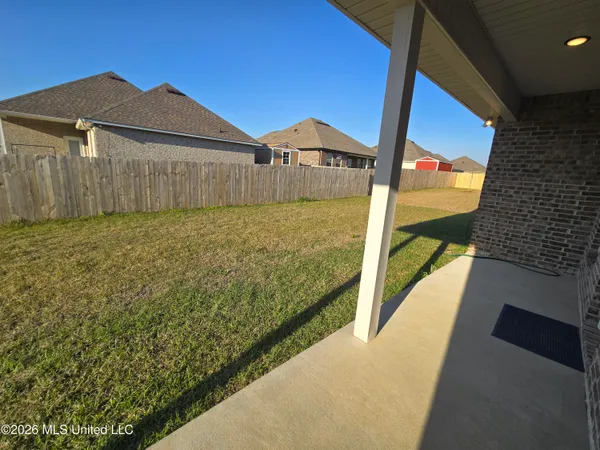 $1,975 | 15395 Percy Street, Gulfport, MS 39503
