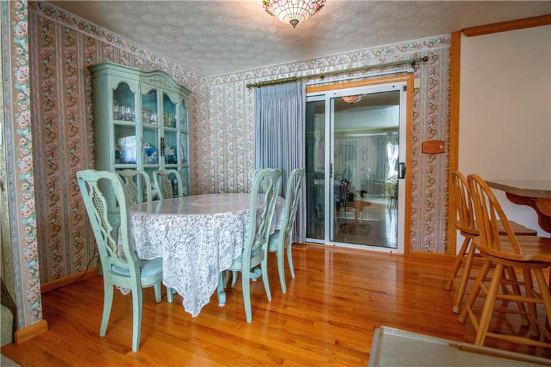 159 Easton Road Hermitage, PA 16148 - Photo 5 of 22 Gallery Image 5