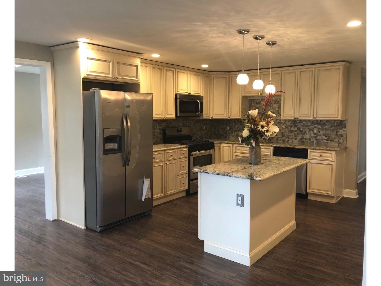 801 West Moreland Road Willow Grove, PA 19090 - Photo 2 of 22 Gallery Image 2