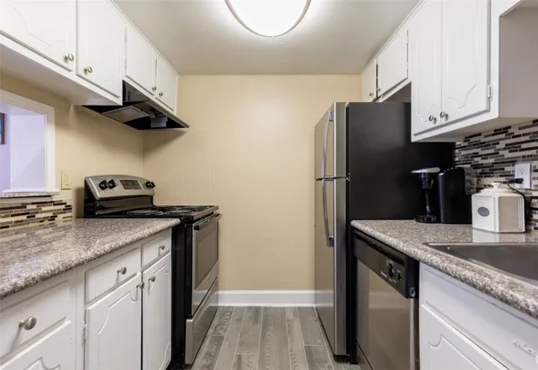 $699 | 9407 Westheimer Road, Unit 305, Houston, TX 77063