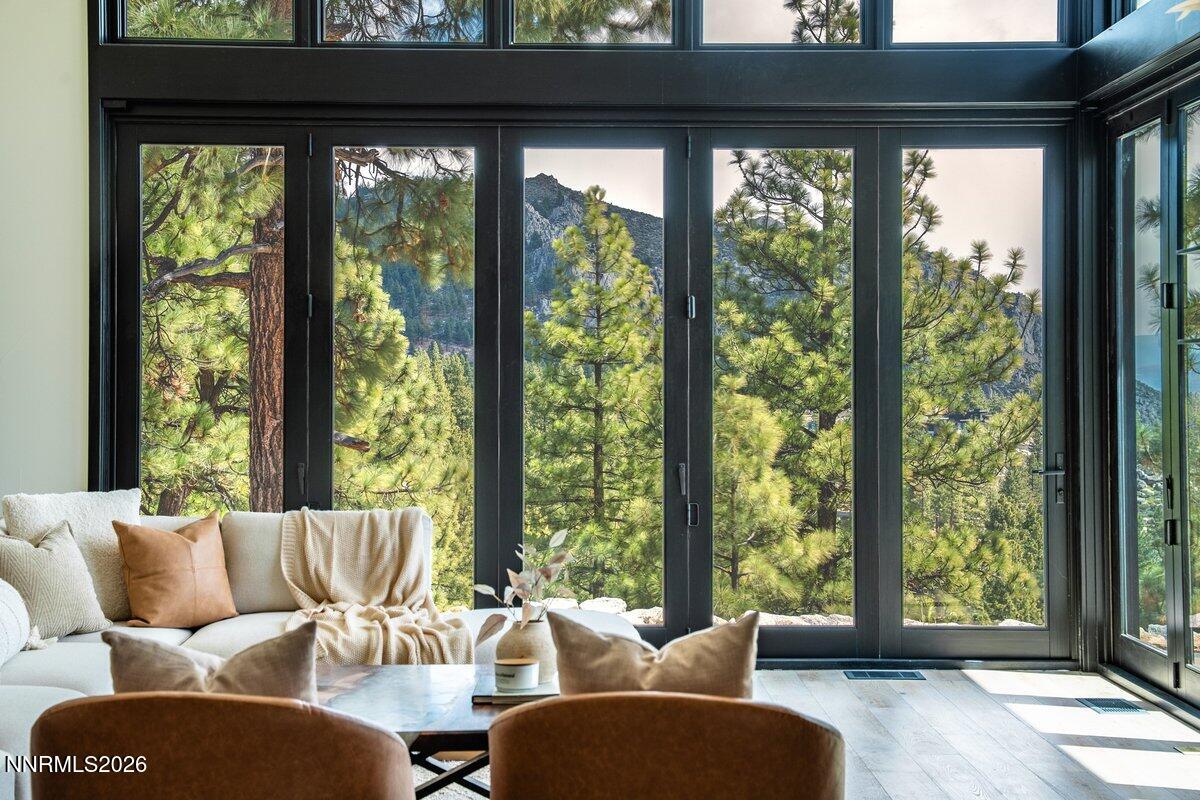 200 Overlook Court Carson City, NV 89705 - Photo 14 of 40 Great Room