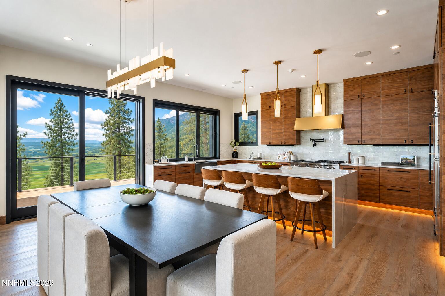 200 Overlook Court Carson City, NV 89705 - Photo 3 of 40 Dining to Kitchen