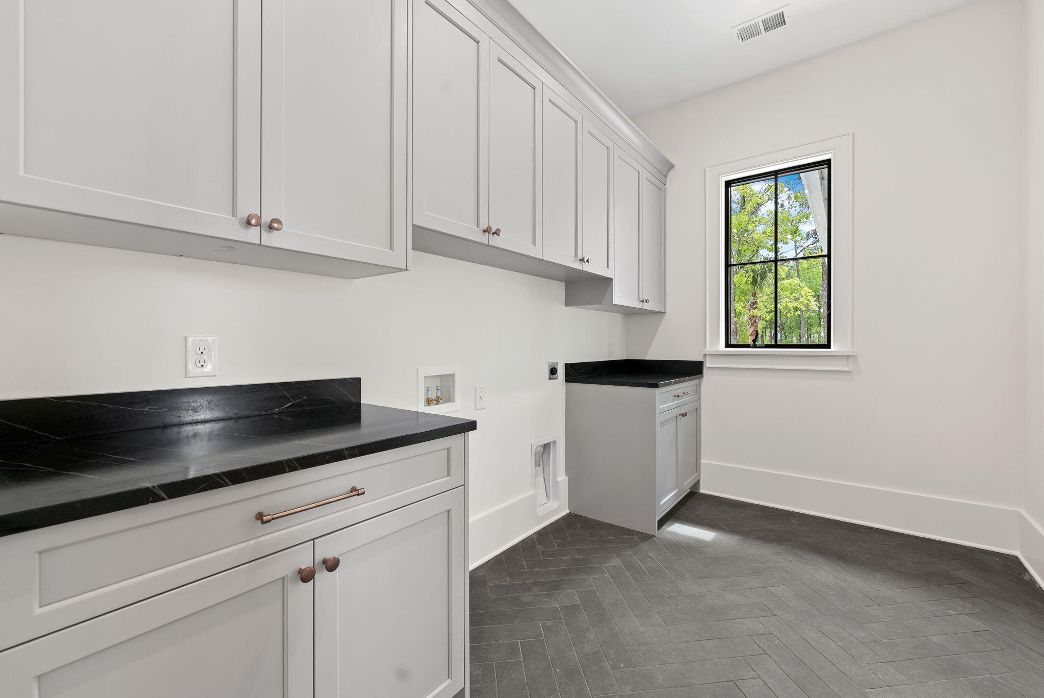 111 Peninsula Drive Ravenel, SC 29470 - Photo 32 of 130 45-web-or-mls-BARCLAY MEDIA CO.-68