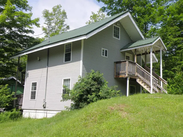 $795,000 | 633-635 Vermont Rte 100, Stratton, VT 05360