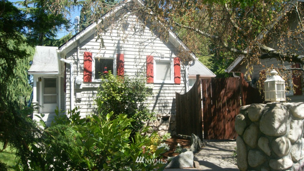 19487 Ellison Road Mount Vernon, WA 98274 - Photo 1 of 14 Gallery Image 1
