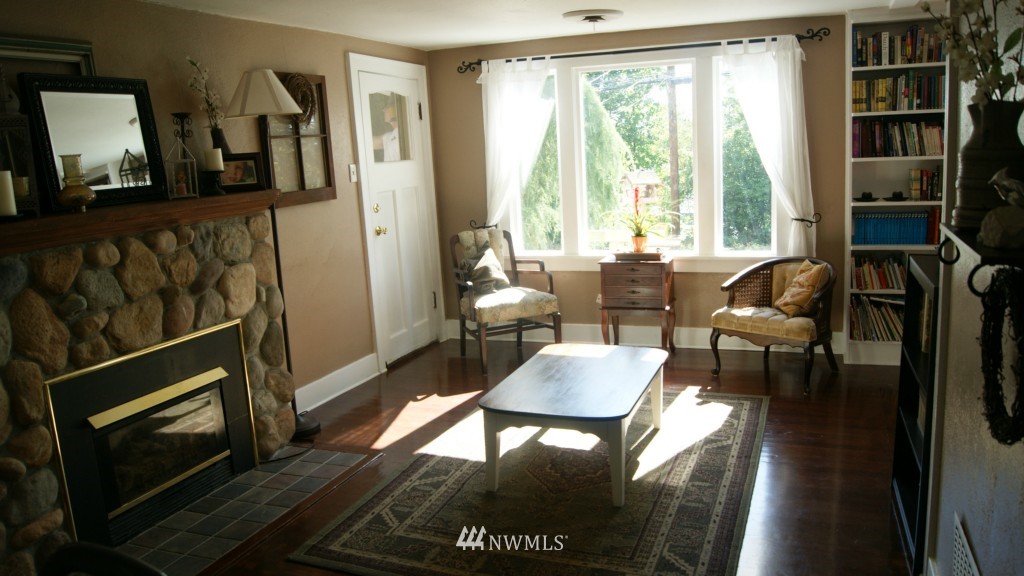 19487 Ellison Road Mount Vernon, WA 98274 - Photo 3 of 14 Gallery Image 3