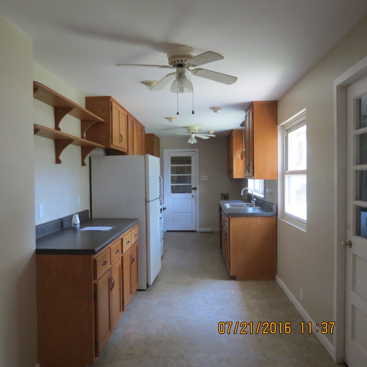 102 West Damascus Road Oak Ridge, TN 37830 - Photo 2 of 15 IMG_0063